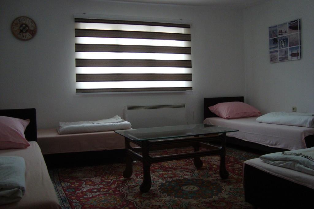 Guest House Dzemo サラエヴォ エクステリア 写真